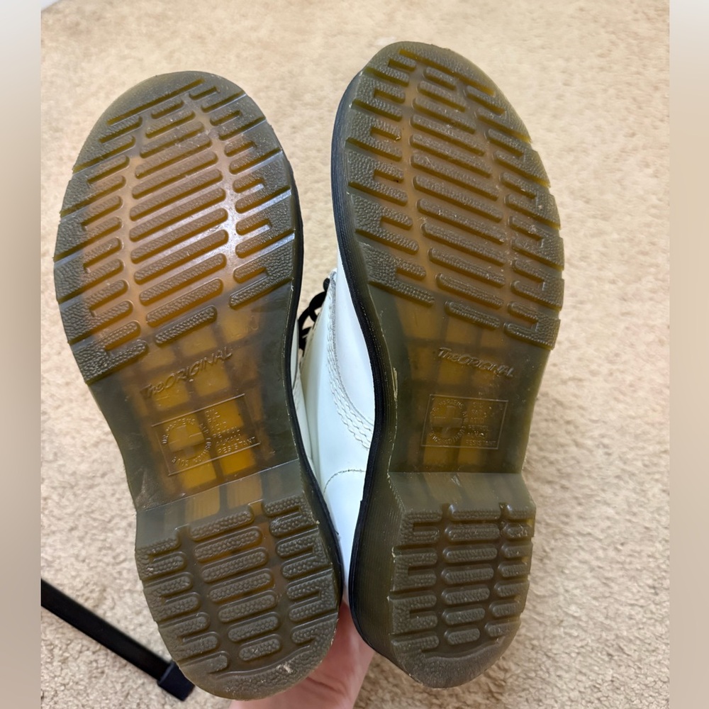 1460 Softy T Leather Lace Up Boots in White - size 7 - Picture 7 of 12